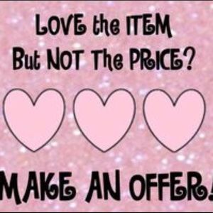 LOVE THE ITEM ☺️ MAKE AN OFFER 🌹
